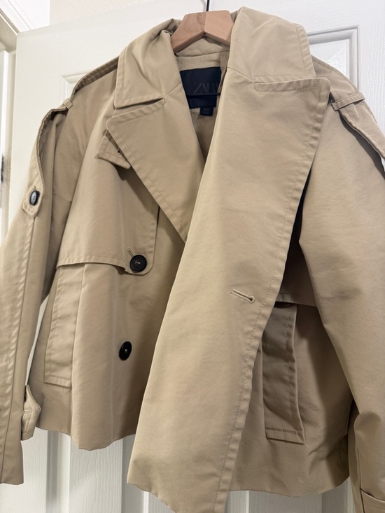 Zara Jackets & Blazers - Zara Khaki Beige Short Trench Coat
